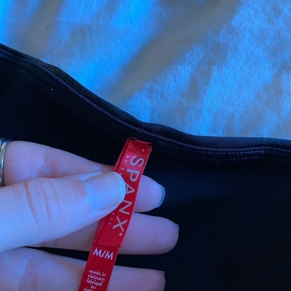 SPANX Women’s Faux Leather Leggings Black Size M Loungewear Activewear Active - Picture 4 of 11